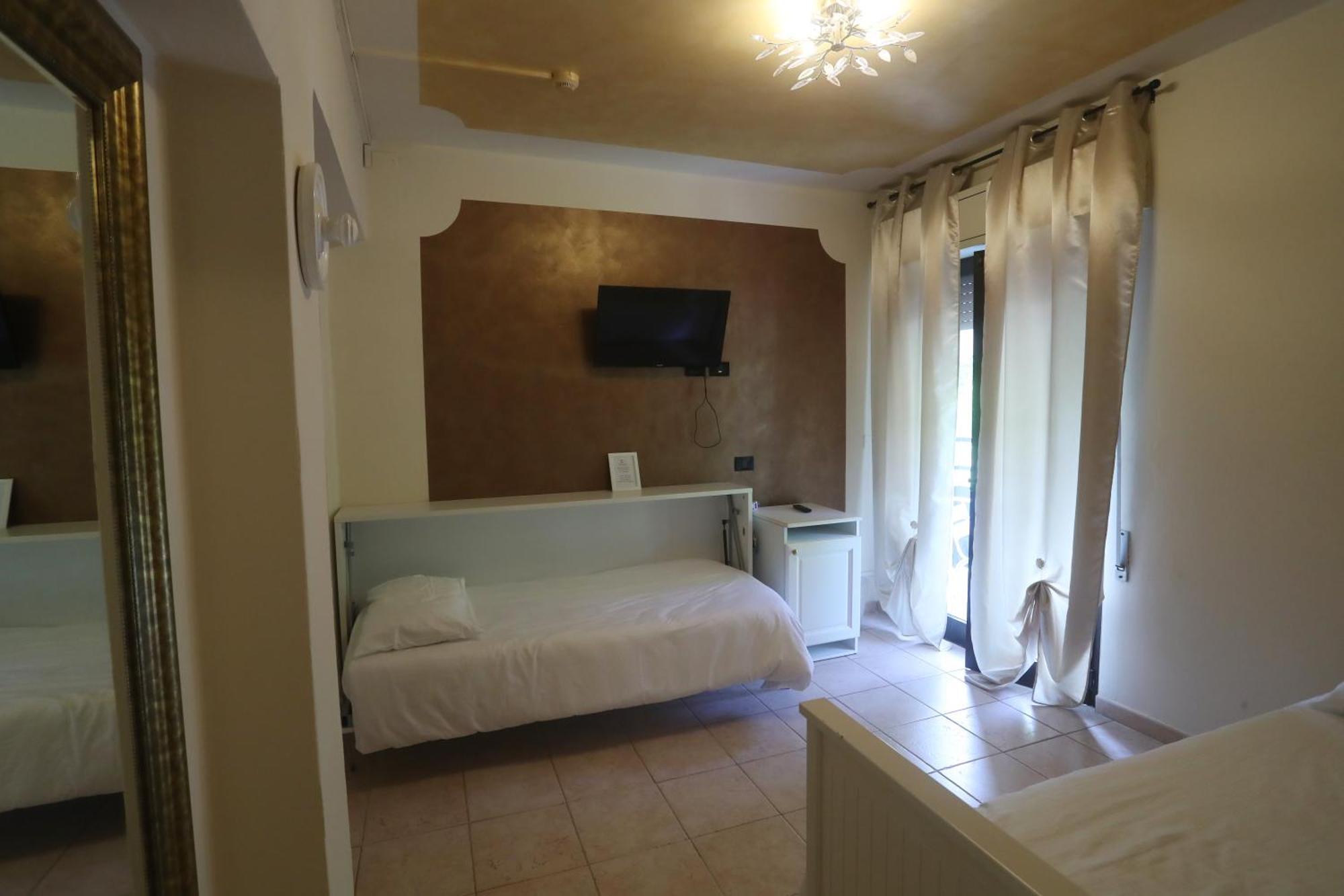 Hotel Central Giacomini Salo Ngoại thất bức ảnh