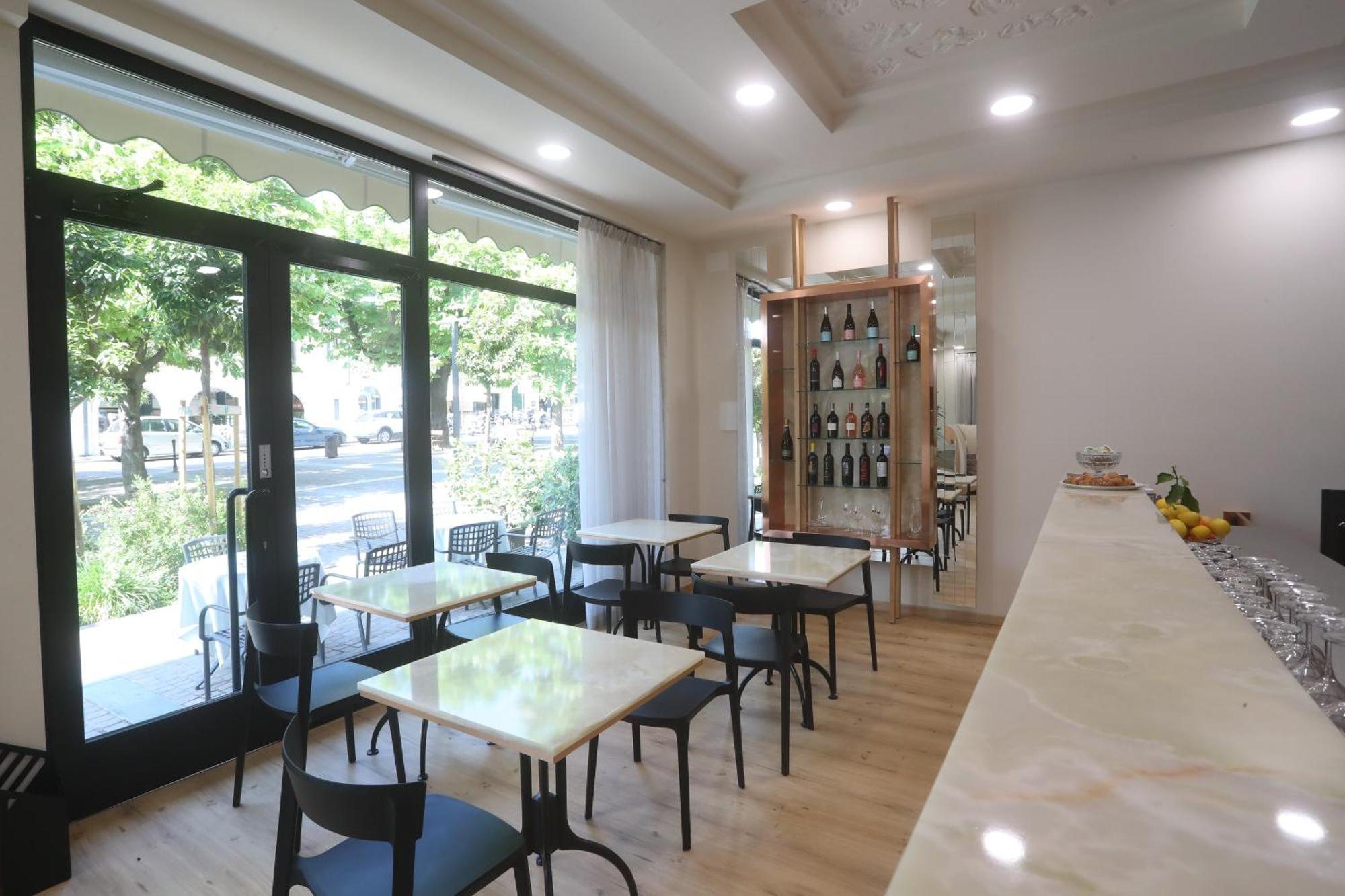 Hotel Central Giacomini Salo Ngoại thất bức ảnh